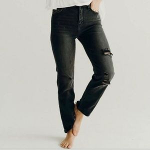 Carly Jean Los Angles high rise distressed jeans!